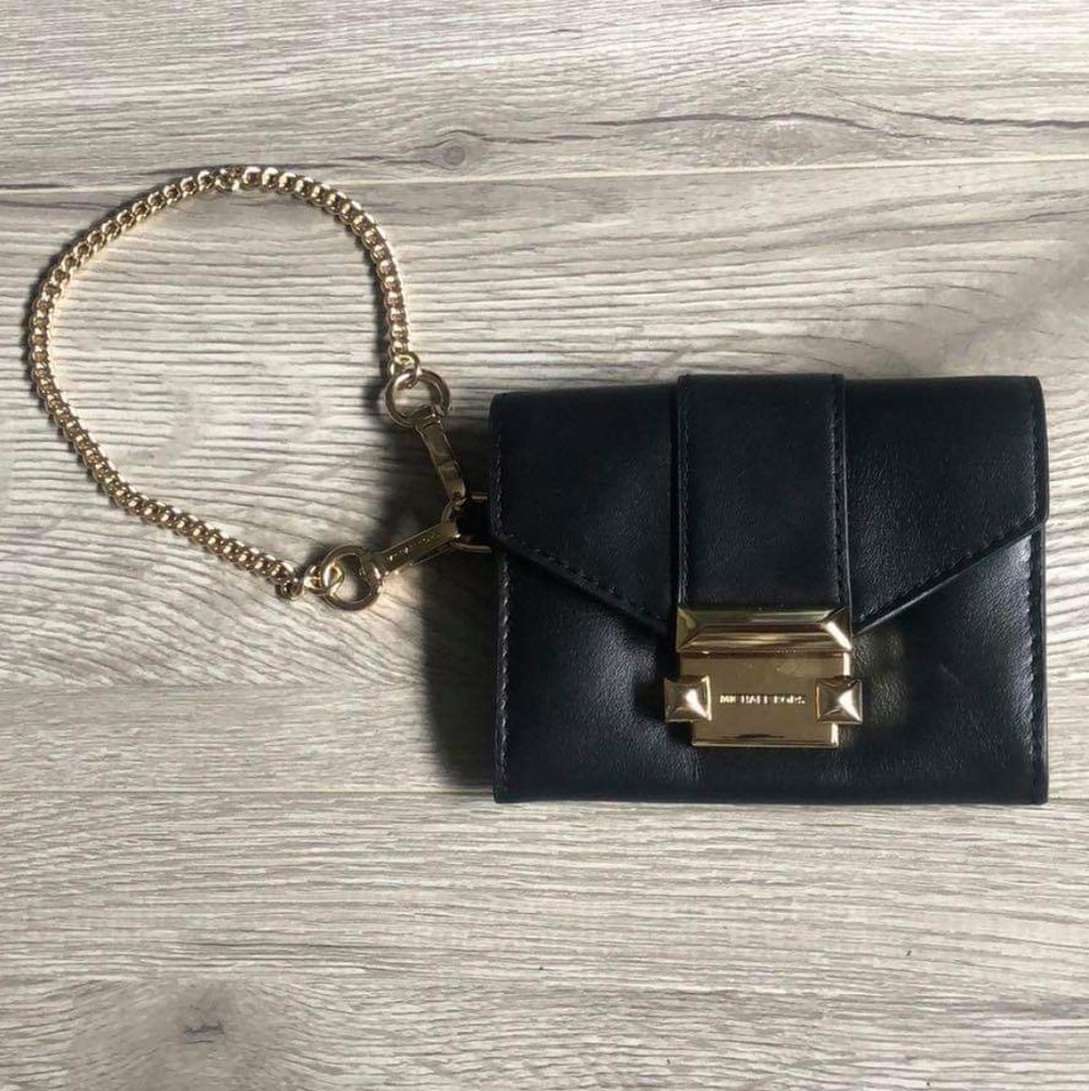 Micheal Kors Wristlet